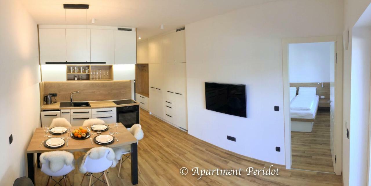 Vila Mojca Apartma Peridot - Center קרנייסקה גורה מראה חיצוני תמונה